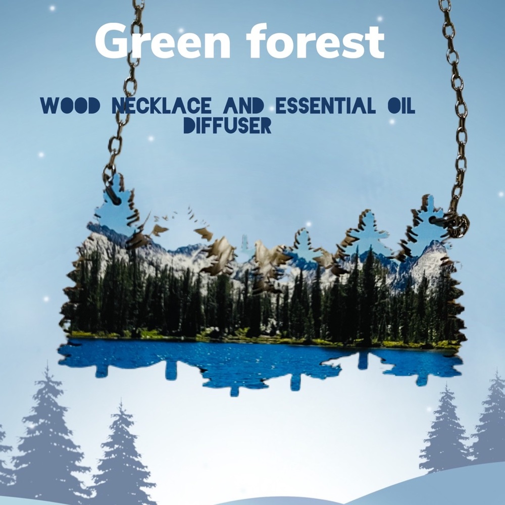 Forest wood necklace and oil diffuser NWOT